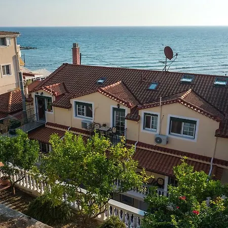 Andretina Sea View 아파트 티실리비