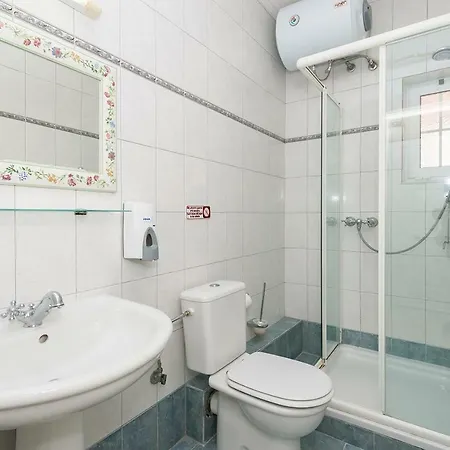 Andretina Sea View 아파트 티실리비