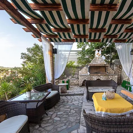 アパート Andretina Sea View チィリヴィ