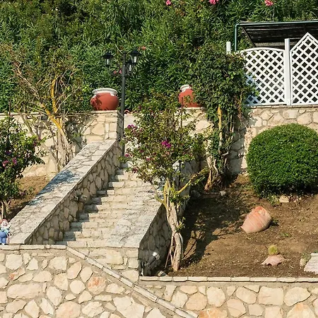 Andretina Sea View تسيليفي